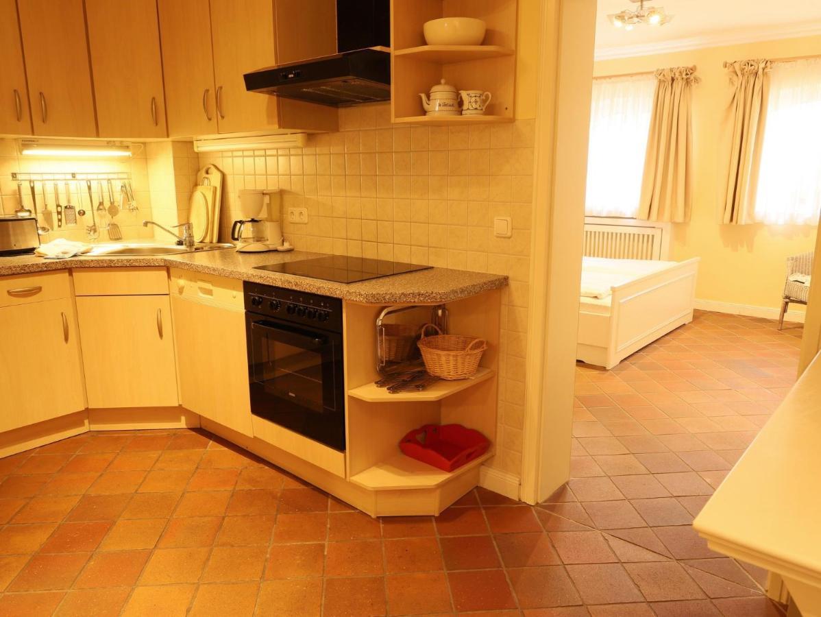Bötticher Str. 9, W2 Apartment *